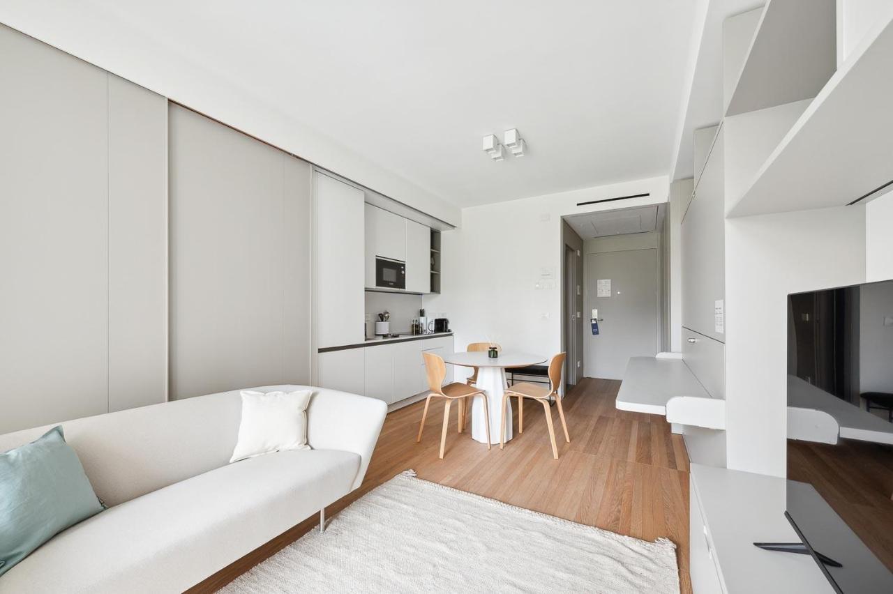 Limehome Milan Via Stresa エクステリア 写真